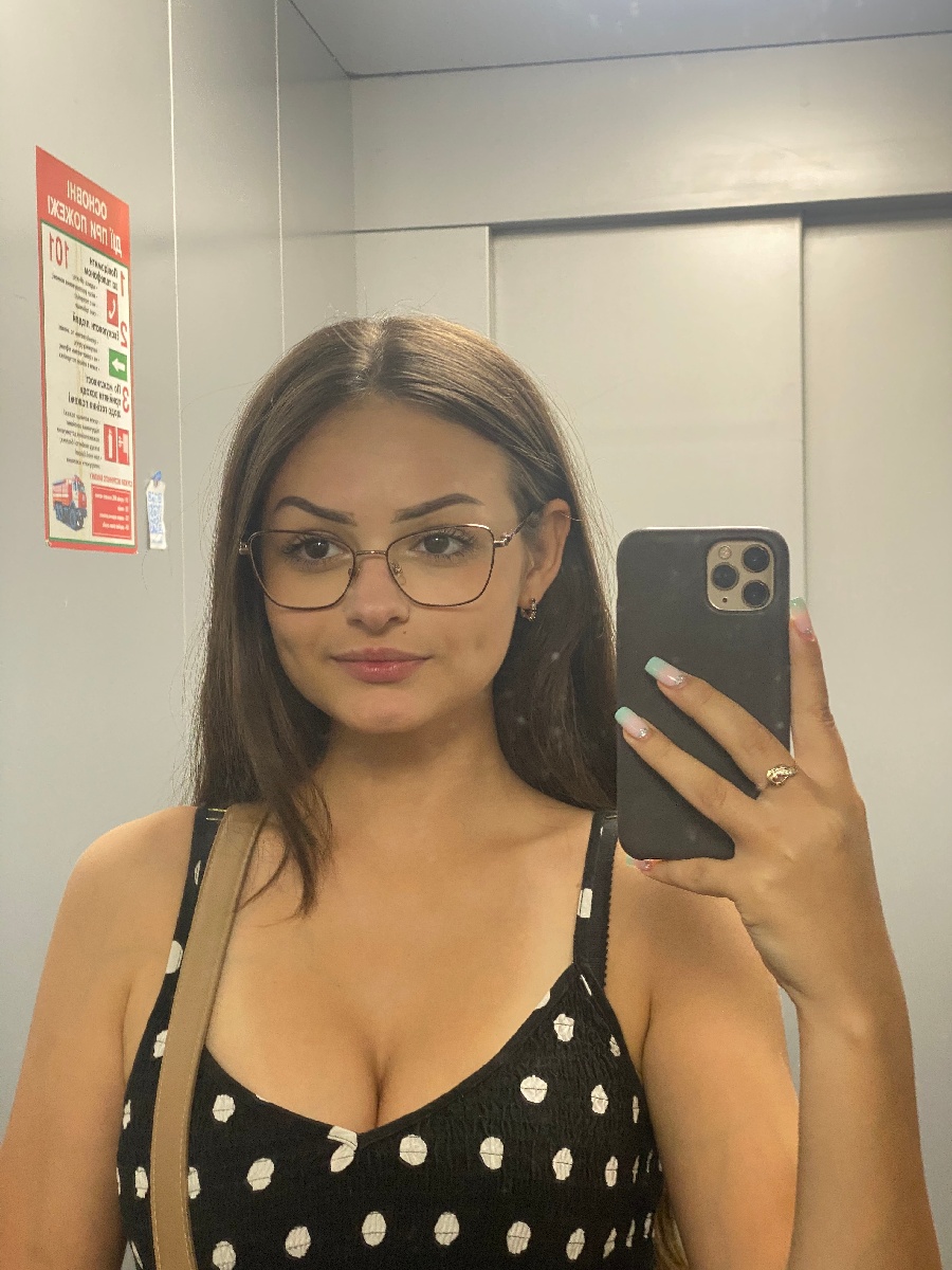 Sexy model Stacy in Dnepropetrovsk